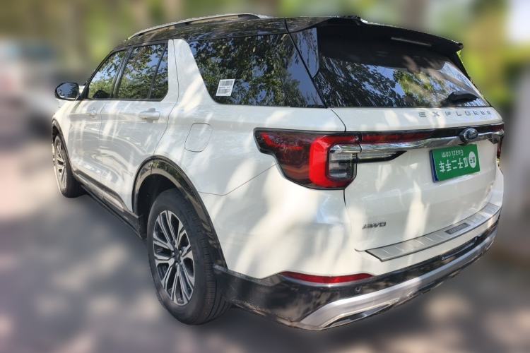 Used Ford Explorer 2024 2.3T EcoBoost Four-Wheel Drive Titanium Edition 6 Seats Rear Left 45 Deg
