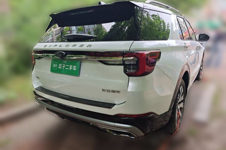 Used Ford Explorer 2024 2.3T EcoBoost Four-Wheel Drive Titanium Edition 7 Seats Rear Right 45 Deg