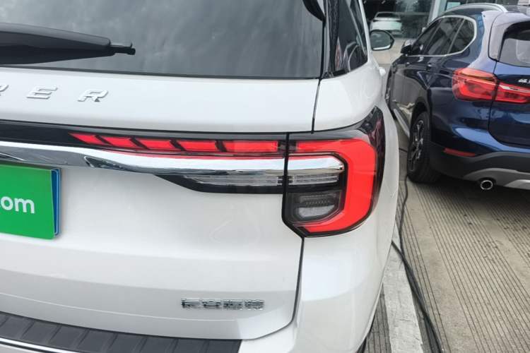 Used Ford Explorer 2024 2.3T EcoBoost Four-Wheel Drive Titanium Edition 6 Seats Right Rear Taillight