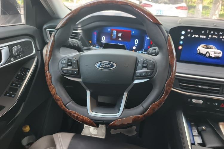 Used Ford Explorer 2024 2.3T EcoBoost Four-Wheel Drive Titanium Edition 6 Seats Steering Wheel