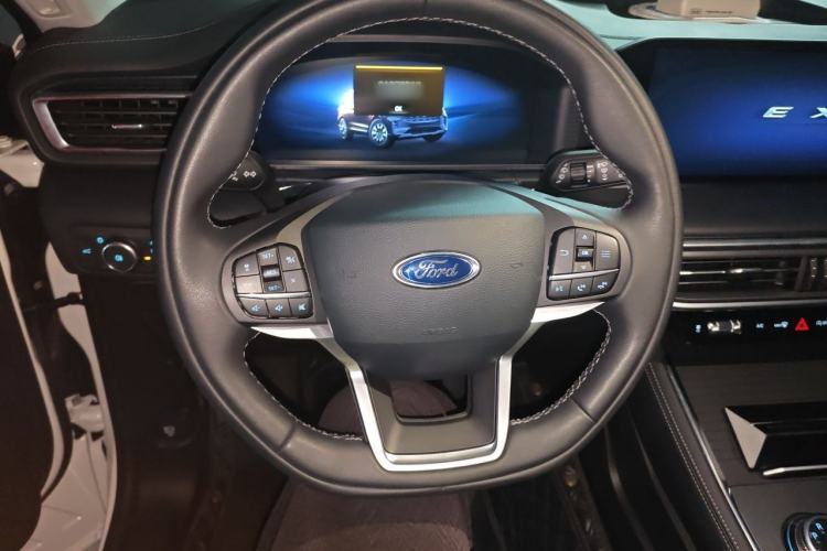 Used Ford Explorer 2024 2.3T EcoBoost Rear-Drive Trend Edition 6-Seater Steering Wheel