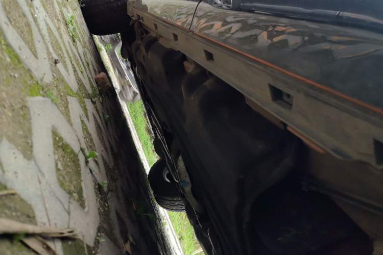Used Ford Explorer 2024 2.3T EcoBoost Kunlun Peak Edition 7-Seater Chassis Rear Left