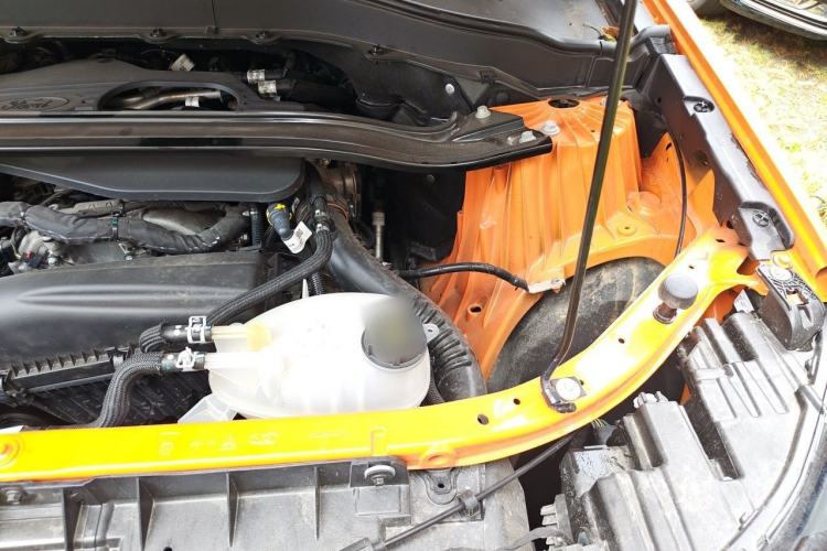 Used Ford Explorer 2024 2.3T EcoBoost Kunlun Peak Edition 7-Seater Engine Bay Left