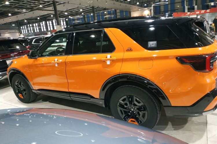 Used Ford Explorer 2024 2.3T EcoBoost Kunlun Peak Edition 7-Seater Exterior 3