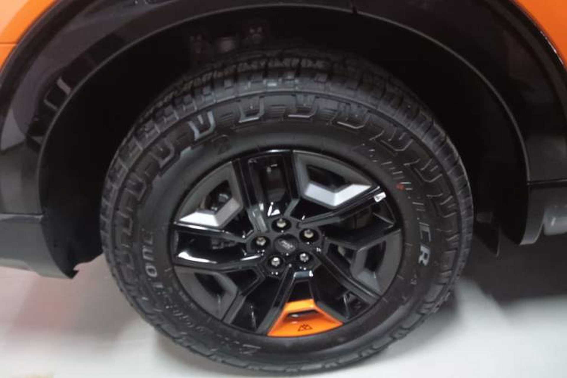 Used Ford Explorer 2024 2.3T EcoBoost Kunlun Peak Edition 7-Seater Exterior 8