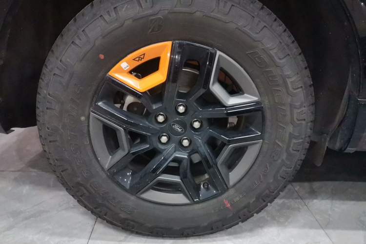 Used Ford Explorer 2024 2.3T EcoBoost Kunlun Peak Edition 7-Seater Exterior 8