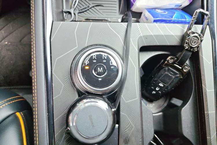Used Ford Explorer 2024 2.3T EcoBoost Kunlun Peak Edition 7-Seater Gear Lever