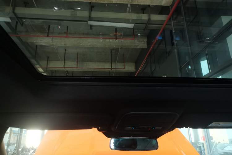 Used Ford Explorer 2024 2.3T EcoBoost Kunlun Peak Edition 7-Seater Headliner