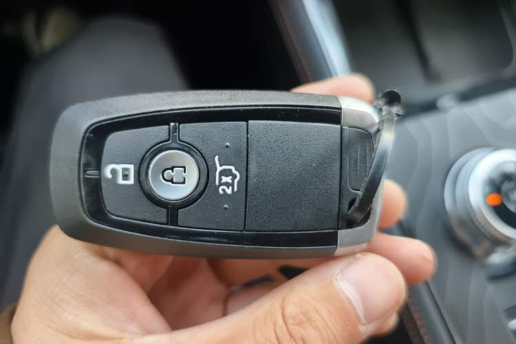 Used Ford Explorer 2024 2.3T EcoBoost Kunlun Peak Edition 7-Seater Interior 1