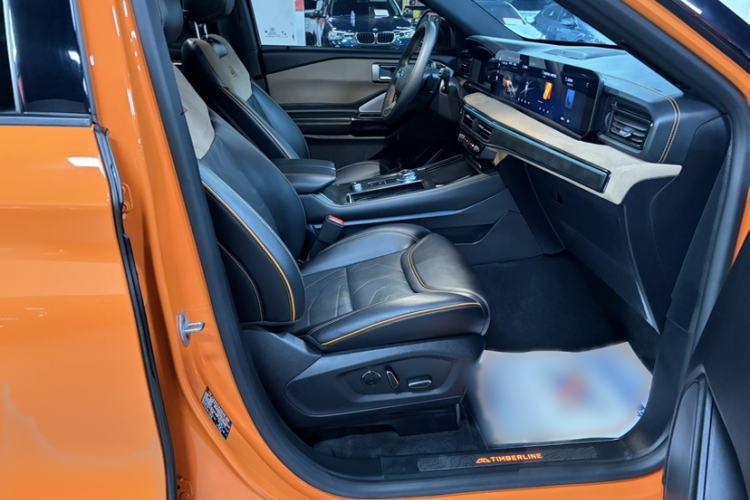 Used Ford Explorer 2024 2.3T EcoBoost Kunlun Peak Edition 7-Seater Interior 10