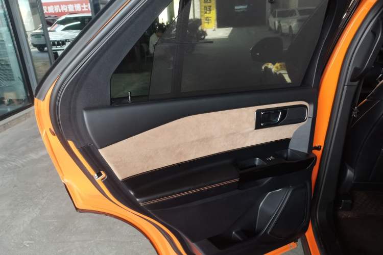 Used Ford Explorer 2024 2.3T EcoBoost Kunlun Peak Edition 7-Seater Left Rear Door Interior