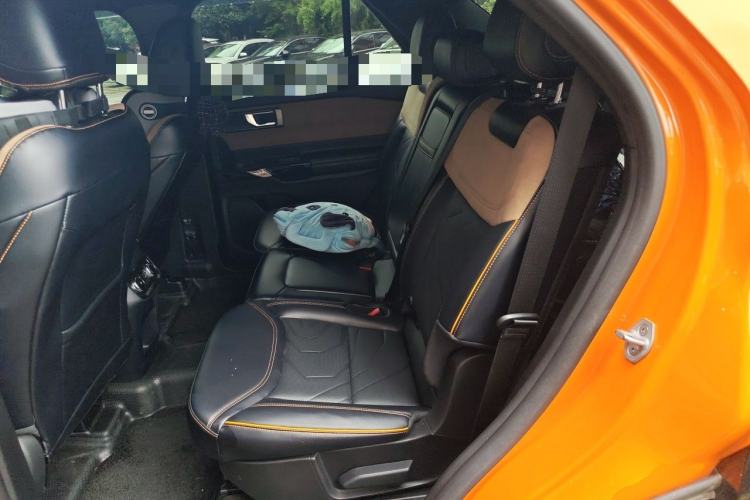 Used Ford Explorer 2024 2.3T EcoBoost Kunlun Peak Edition 7-Seater Left Rear Seat
