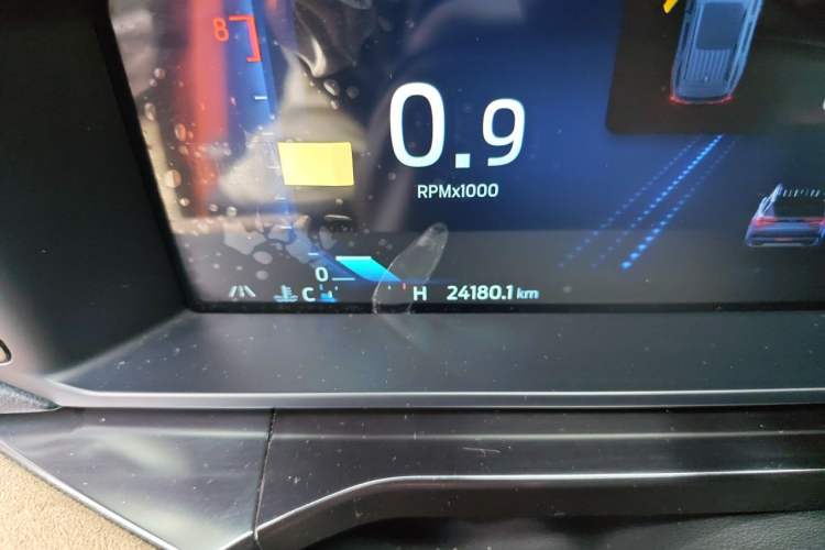 Used Ford Explorer 2024 2.3T EcoBoost Kunlun Peak Edition 7-Seater Odometer Close Up