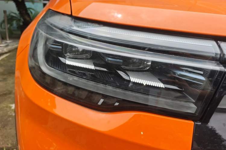 Used Ford Explorer 2024 2.3T EcoBoost Kunlun Peak Edition 7-Seater Right Front Headlight