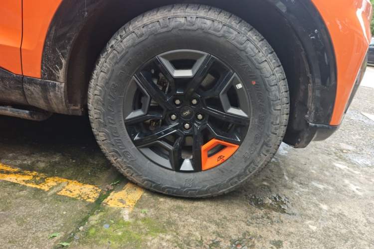 Used Ford Explorer 2024 2.3T EcoBoost Kunlun Peak Edition 7-Seater Right Front Wheel Hub