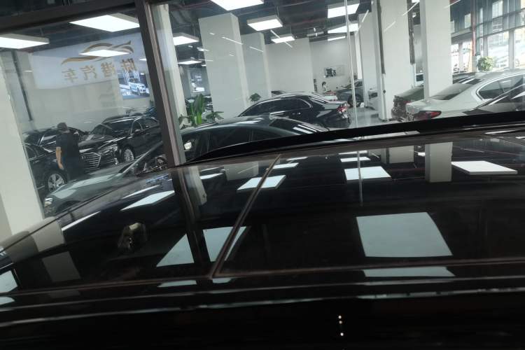 Used Ford Explorer 2024 2.3T EcoBoost Kunlun Peak Edition 7-Seater Roof