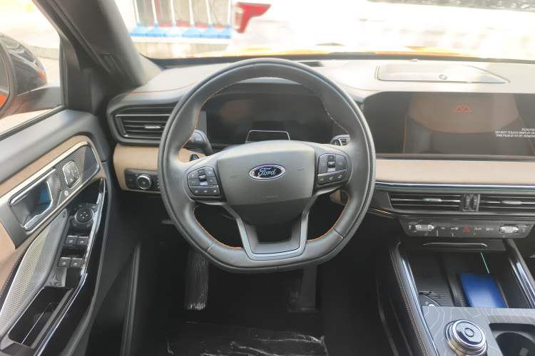 Used Ford Explorer 2024 2.3T EcoBoost Kunlun Peak Edition 7-Seater Steering Wheel