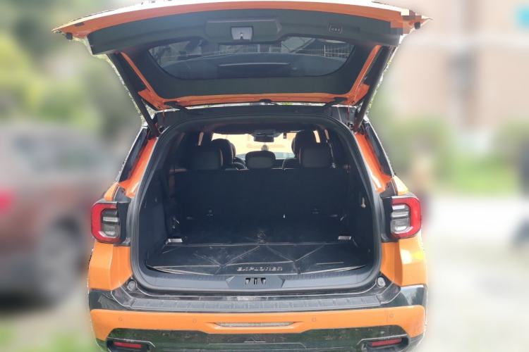 Used Ford Explorer 2024 2.3T EcoBoost Kunlun Peak Edition 7-Seater Trunk