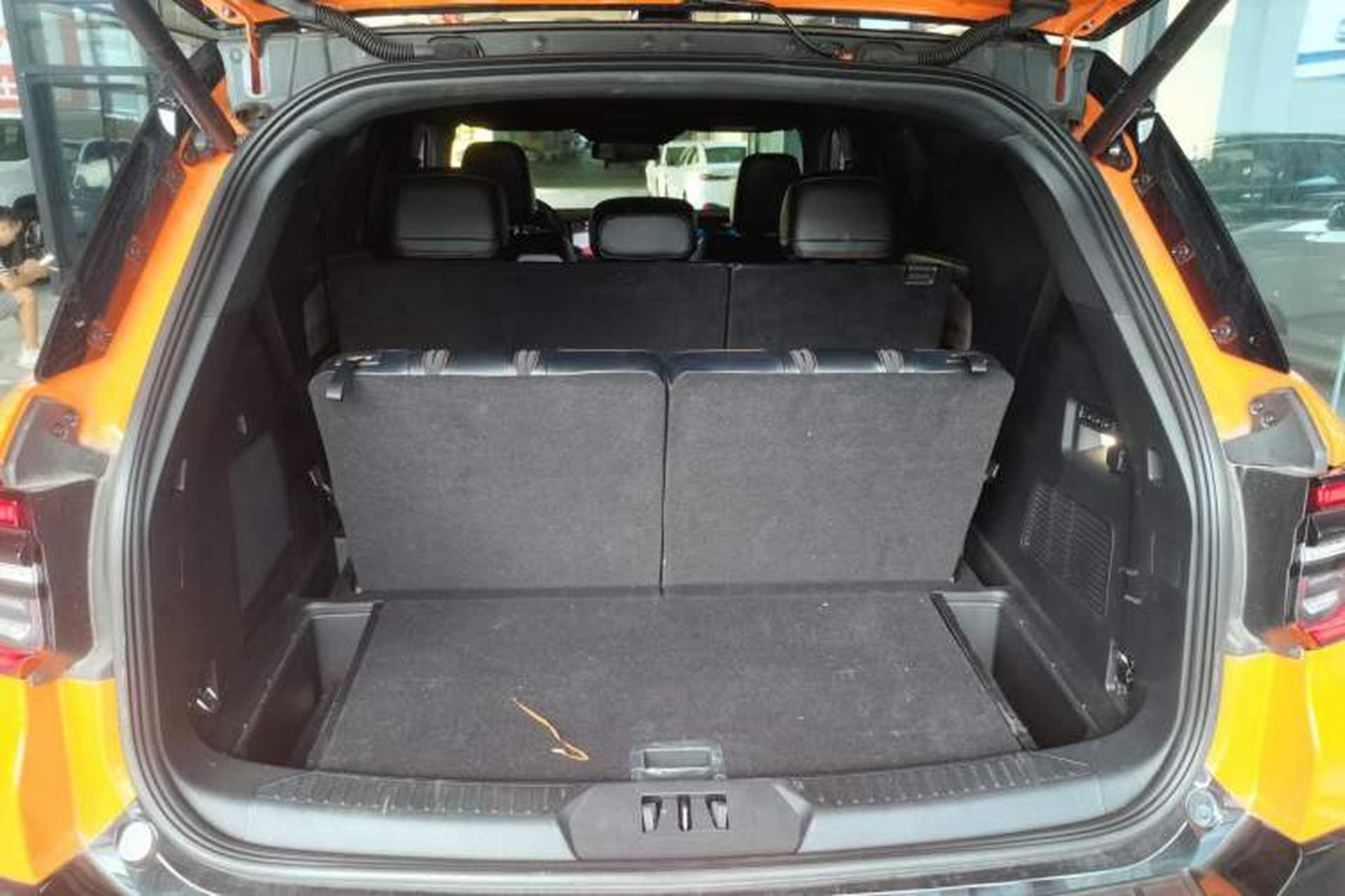 Used Ford Explorer 2024 2.3T EcoBoost Kunlun Peak Edition 7-Seater Trunk