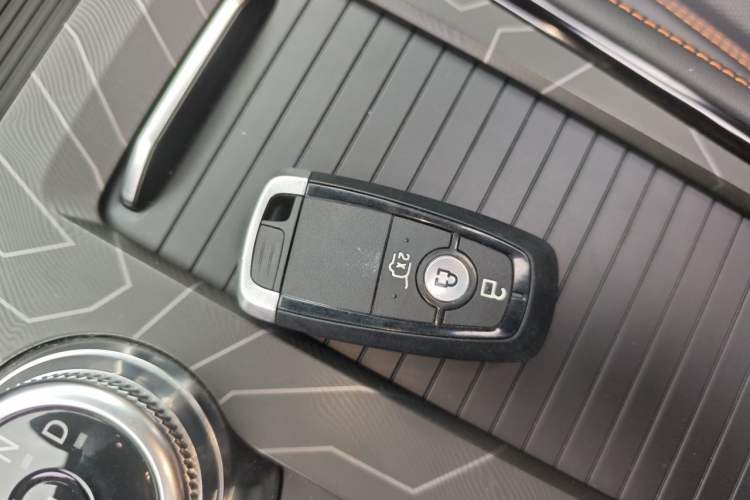 Used Ford Explorer 2024 2.3T EcoBoost Kunlun Peak Edition 7-Seater Vehicle Key