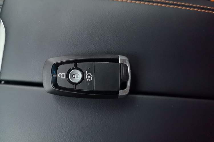 Used Ford Explorer 2024 2.3T EcoBoost Kunlun Peak Edition 7-Seater Vehicle Key