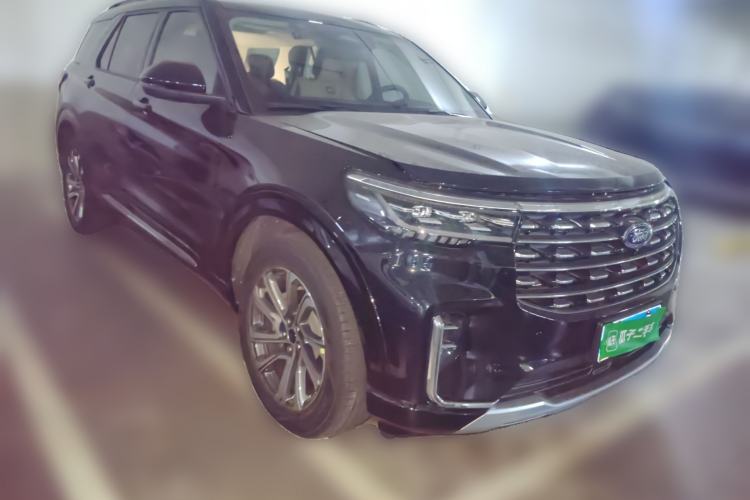 Used Ford Explorer 2025 2.3T EcoBoost Four-Wheel Drive Trail Edition 5 Seats Front Right 45 Deg