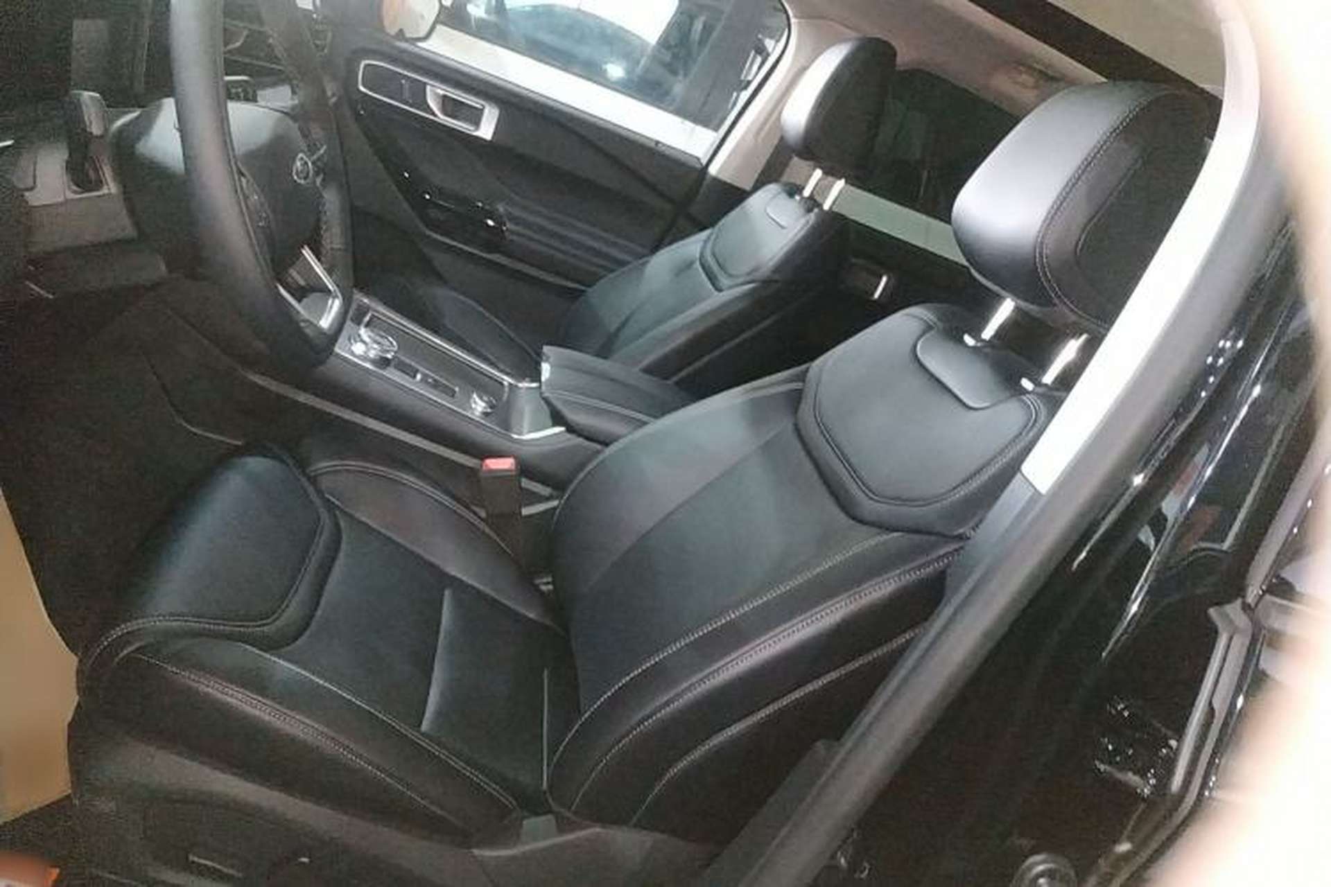 Used Ford Explorer 2025 2.3T EcoBoost Four-Wheel Drive Trail Edition 5 Seats Left Front Seat