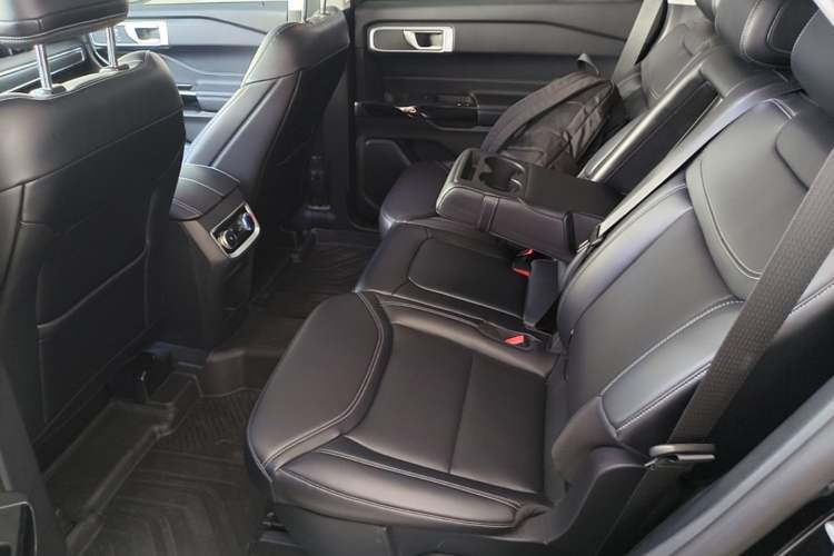 Used Ford Explorer 2025 2.3T EcoBoost Four-Wheel Drive Trail Edition 5 Seats Left Rear Seat