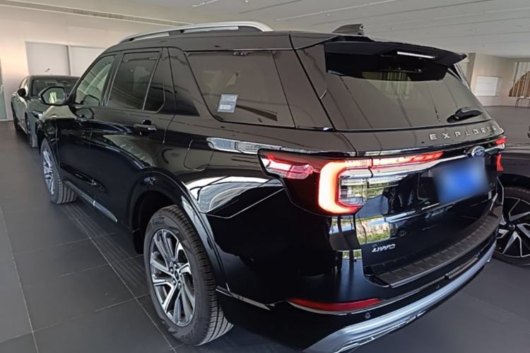 Used Ford Explorer 2025 2.3T EcoBoost Four-Wheel Drive Trail Edition 5 Seats Rear Left 45 Deg