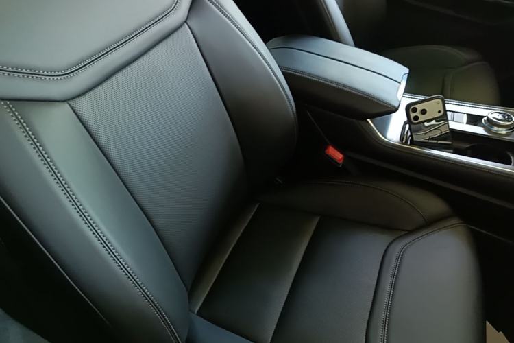 Used Ford Explorer 2025 2.3T EcoBoost Four-Wheel Drive Trail Edition 5 Seats Right Front Seat