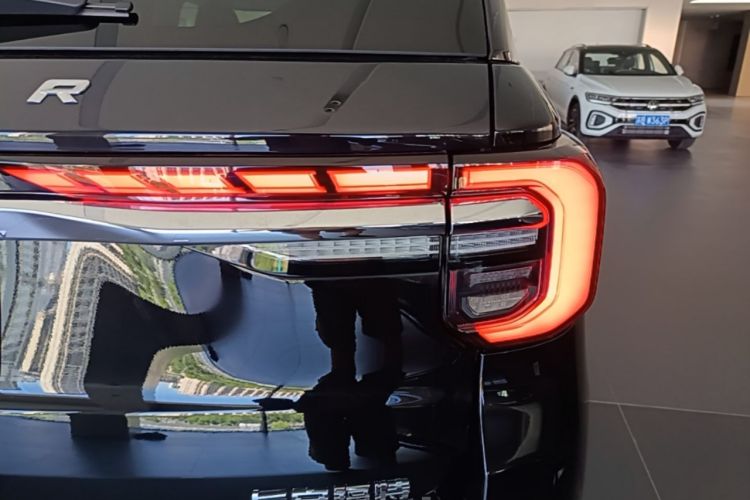 Used Ford Explorer 2025 2.3T EcoBoost Four-Wheel Drive Trail Edition 5 Seats Right Rear Taillight
