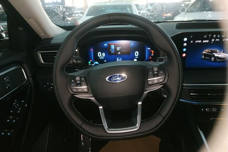Used Ford Explorer 2025 2.3T EcoBoost Four-Wheel Drive Trail Edition 5 Seats Steering Wheel