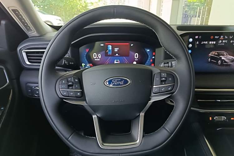 Used Ford Explorer 2025 2.3T EcoBoost Four-Wheel Drive Trail Edition 5 Seats Steering Wheel