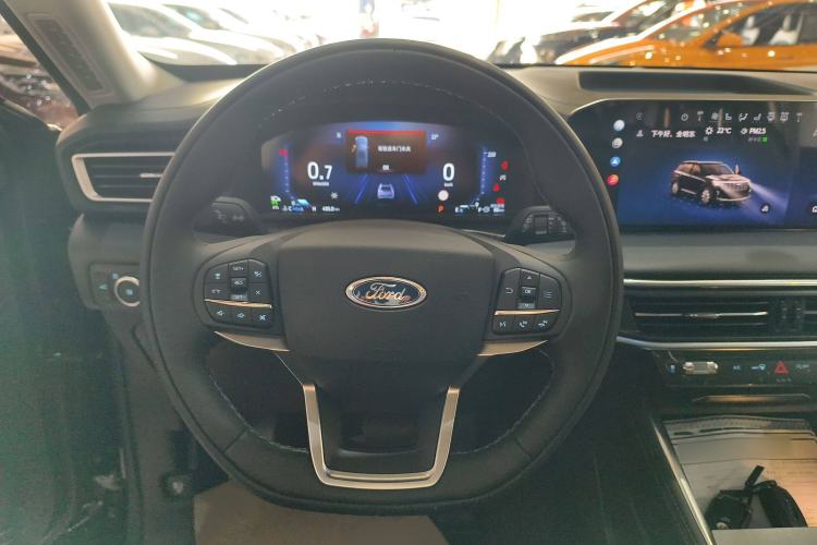 Used Ford Explorer 2025 2.3T EcoBoost Four-Wheel Drive Trail Edition 5 Seats Steering Wheel