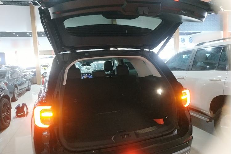 Used Ford Explorer 2025 2.3T EcoBoost Four-Wheel Drive Trail Edition 5 Seats Trunk
