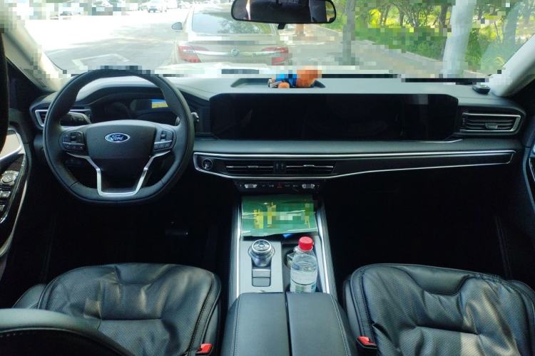 Used Ford Explorer 2025 2.3T EcoBoost Four-Wheel Drive Trail Edition 5 Seats Center Console