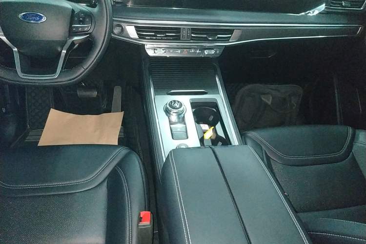 Used Ford Explorer 2025 2.3T EcoBoost Four-Wheel Drive Trail Edition 5 Seats Gear Lever