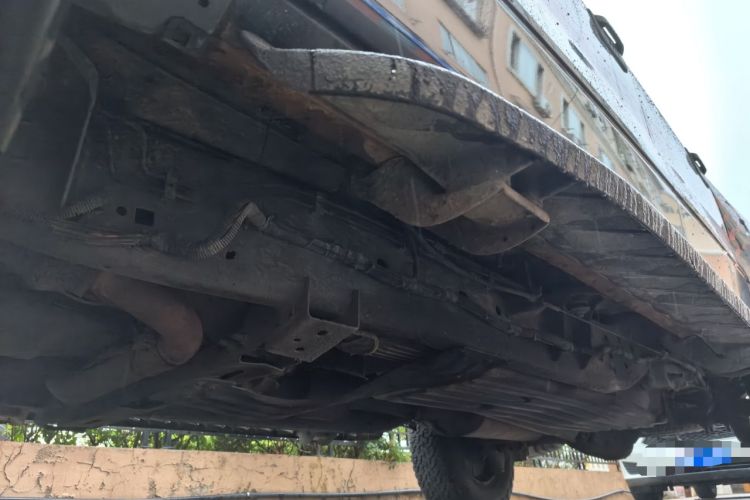 Used Ford F-150  Chassis Front Left