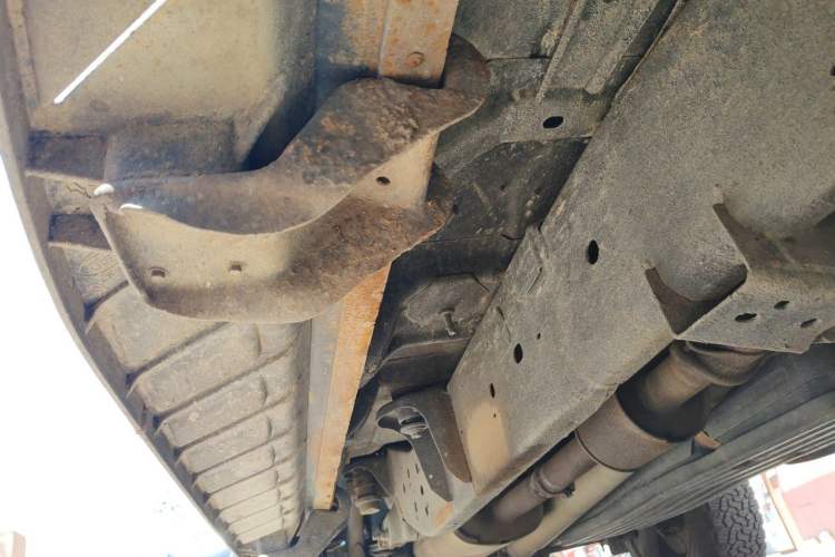 Used Ford F-150  Chassis Front Right