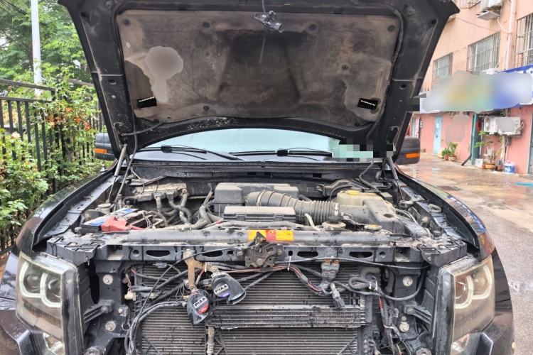Used Ford F-150  Engine Bay