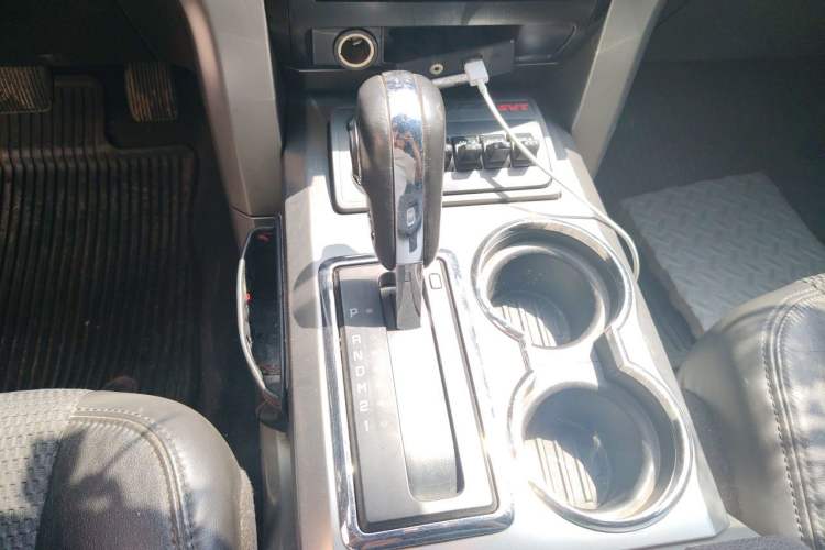 Used Ford F-150  Gear Lever