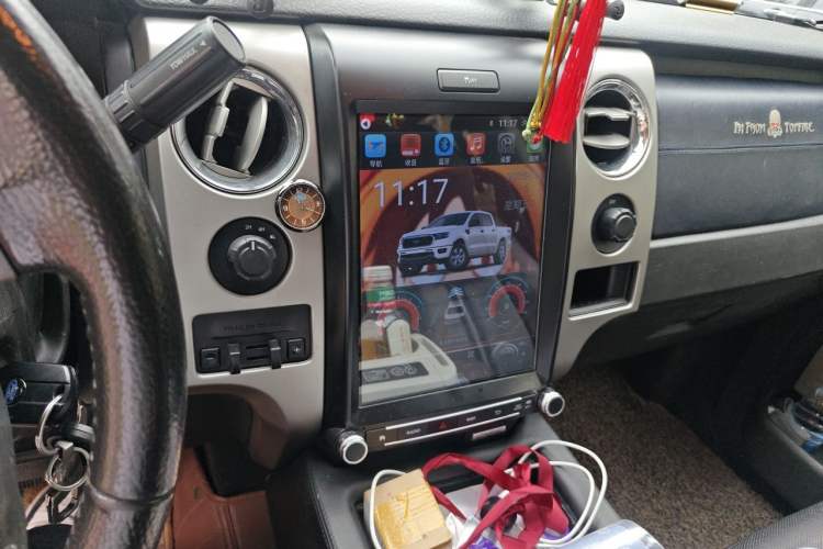 Used Ford F-150  Audio And AC Panel