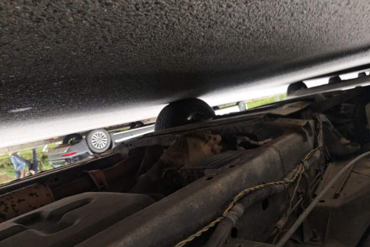 Used Ford F-150  Chassis Front Left