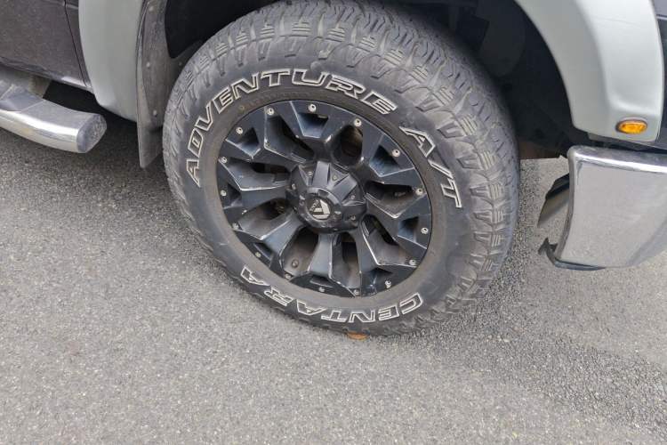 Used Ford F-150  Right Front Wheel Hub