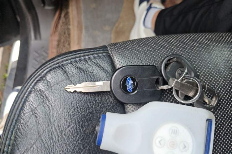 Used Ford F-150  Vehicle Key