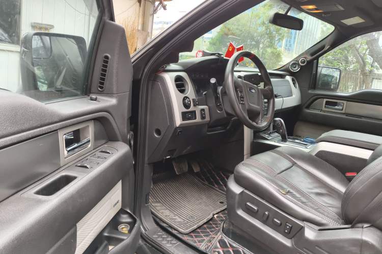 Used Ford F-150  Driver Seat
