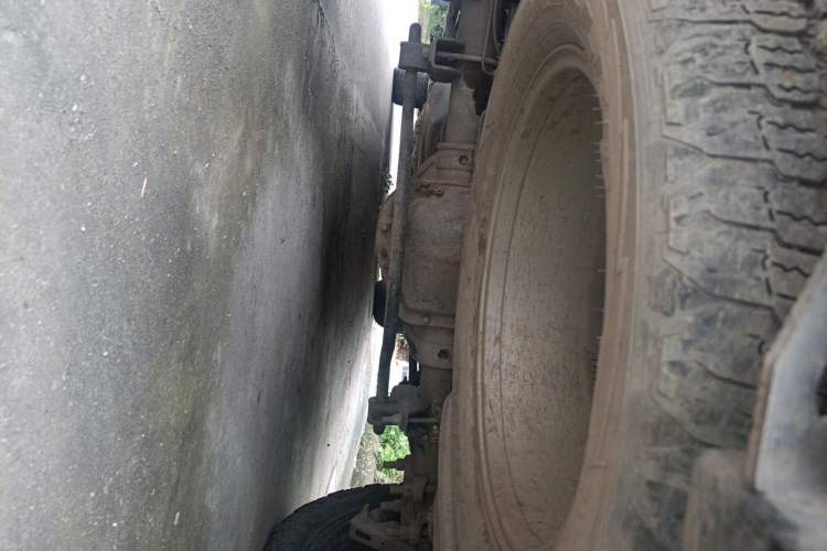 Used Ford F-150  Chassis Rear