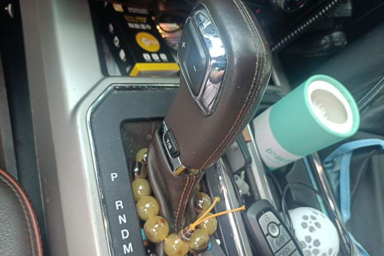 Used Ford F-150  Gear Lever