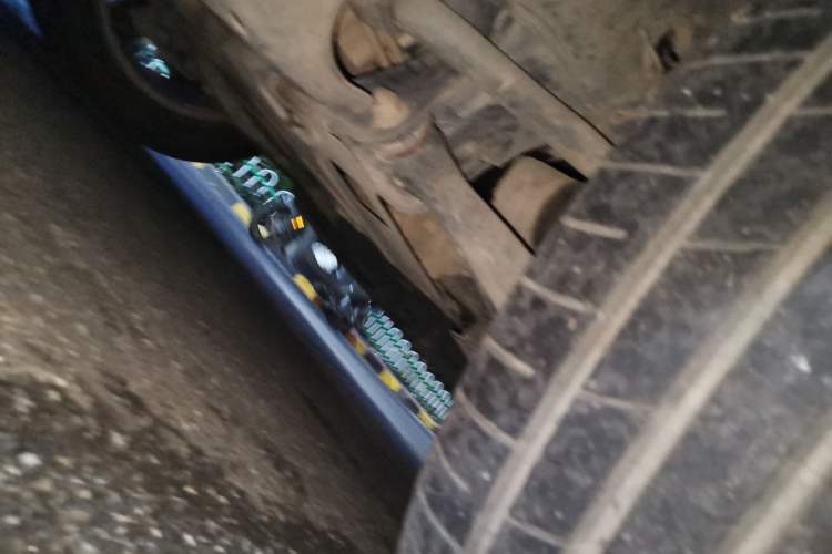 Used Ford F-150  Chassis Front Left
