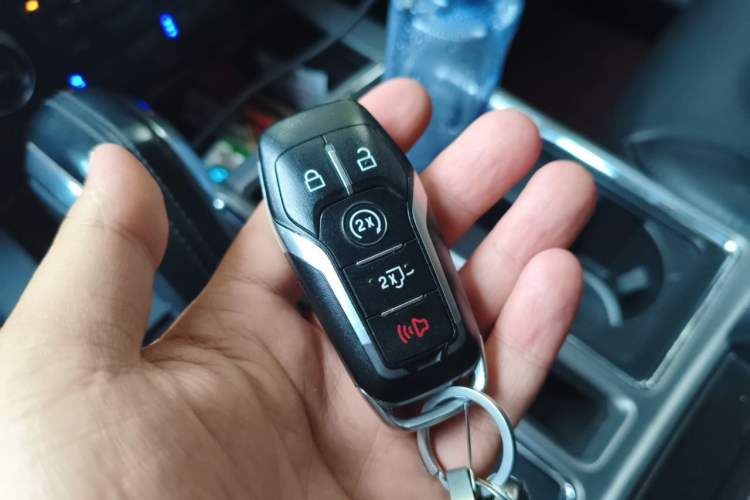 Used Ford F-150  Vehicle Key
